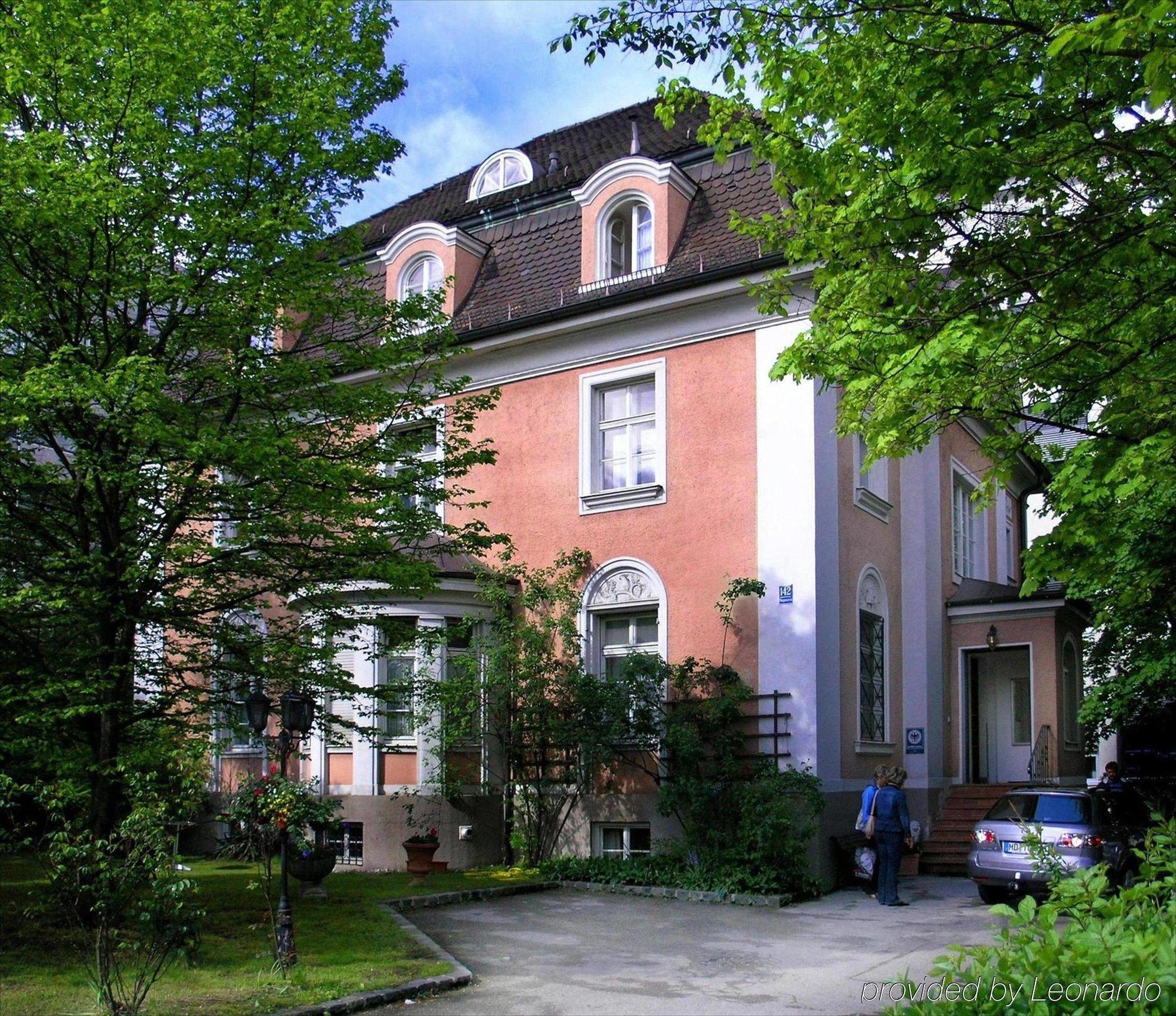 Hotel Galleria Munich Exterior photo